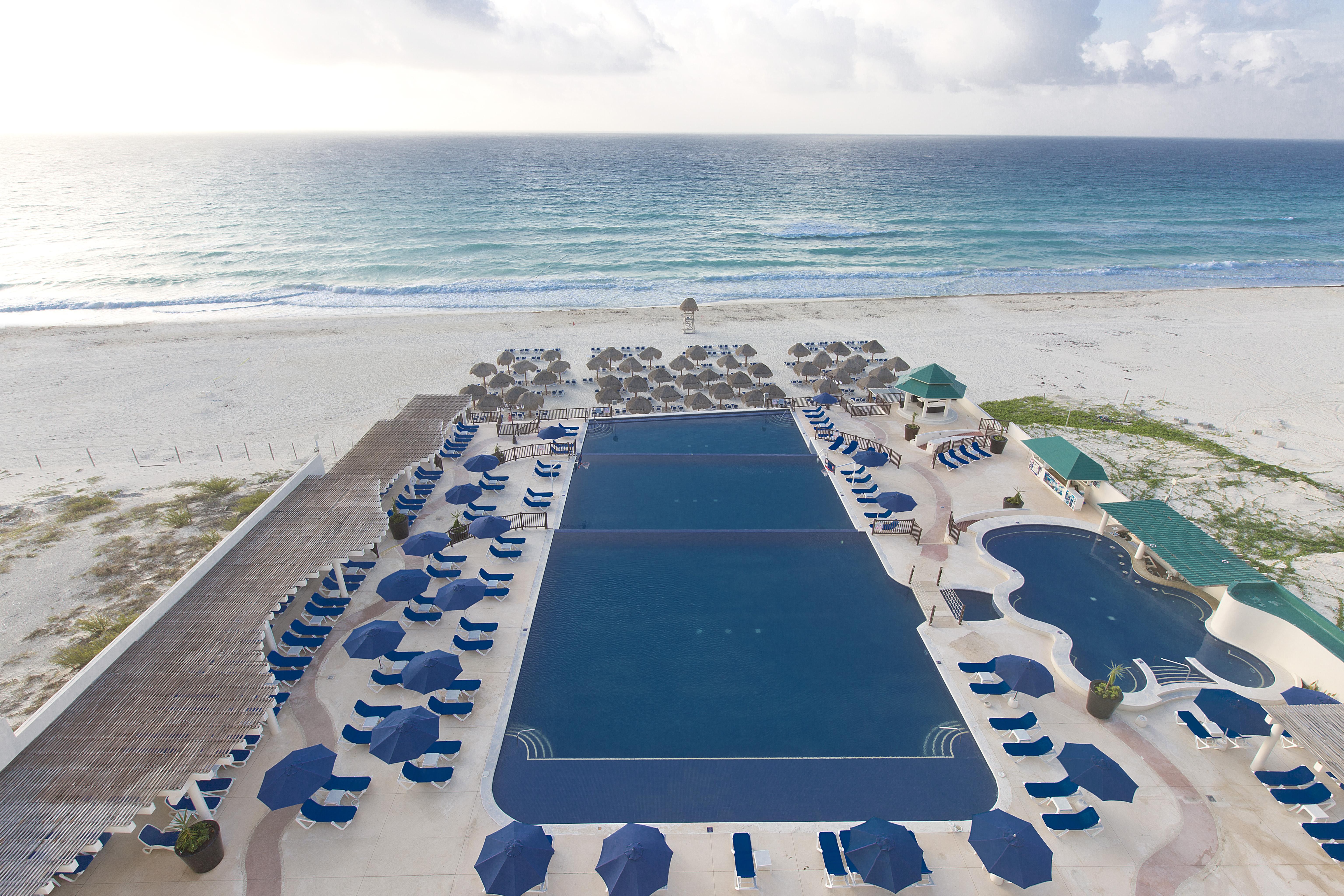 Seadust Cancun Family Resort Exterior photo